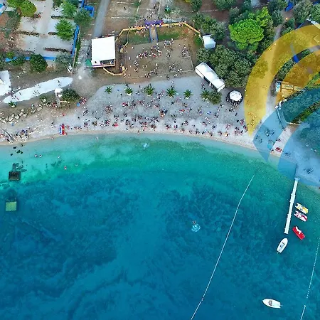 شقة Stinjan 958 *